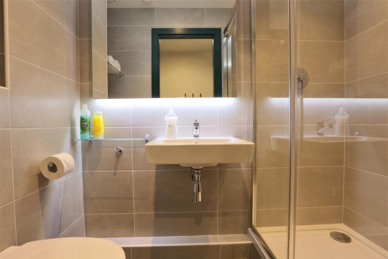 Destiny Student - Parkgate (Adults Only) Apartment Dublin Exterior photo